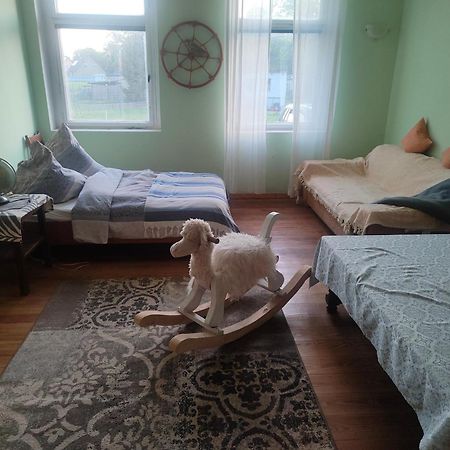 Gutshaus Im Gruenen Apartment Poseritz Екстериор снимка
